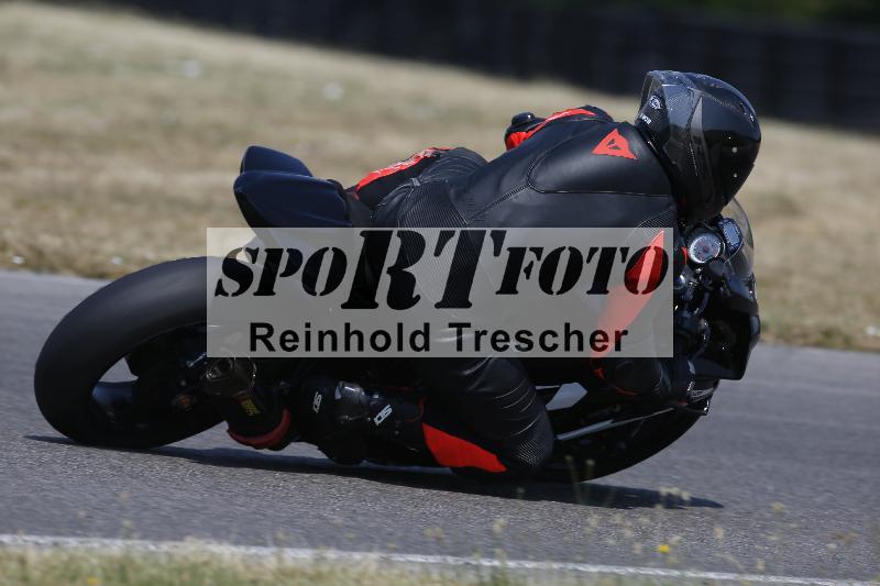 /Archiv-2023/32 08.06.2023 TZ Motorsport ADR/Gruppe rot/backside